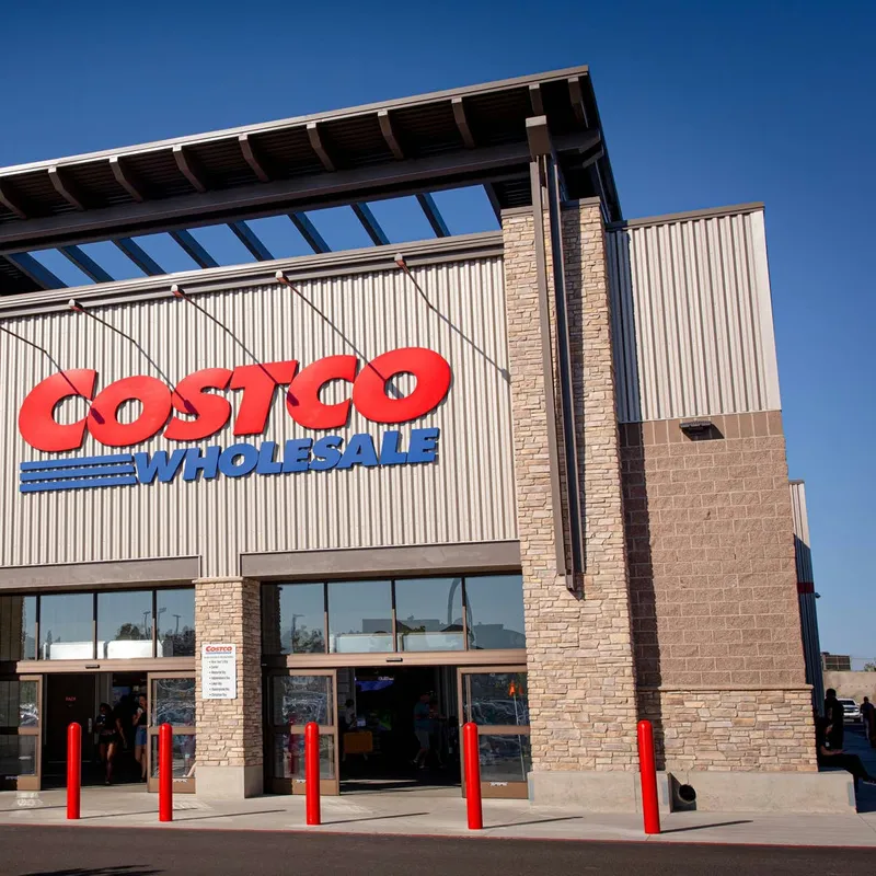 Costco's Blue Buffalo Steak Grillers: The Treat That Turns Dogs into Beggars