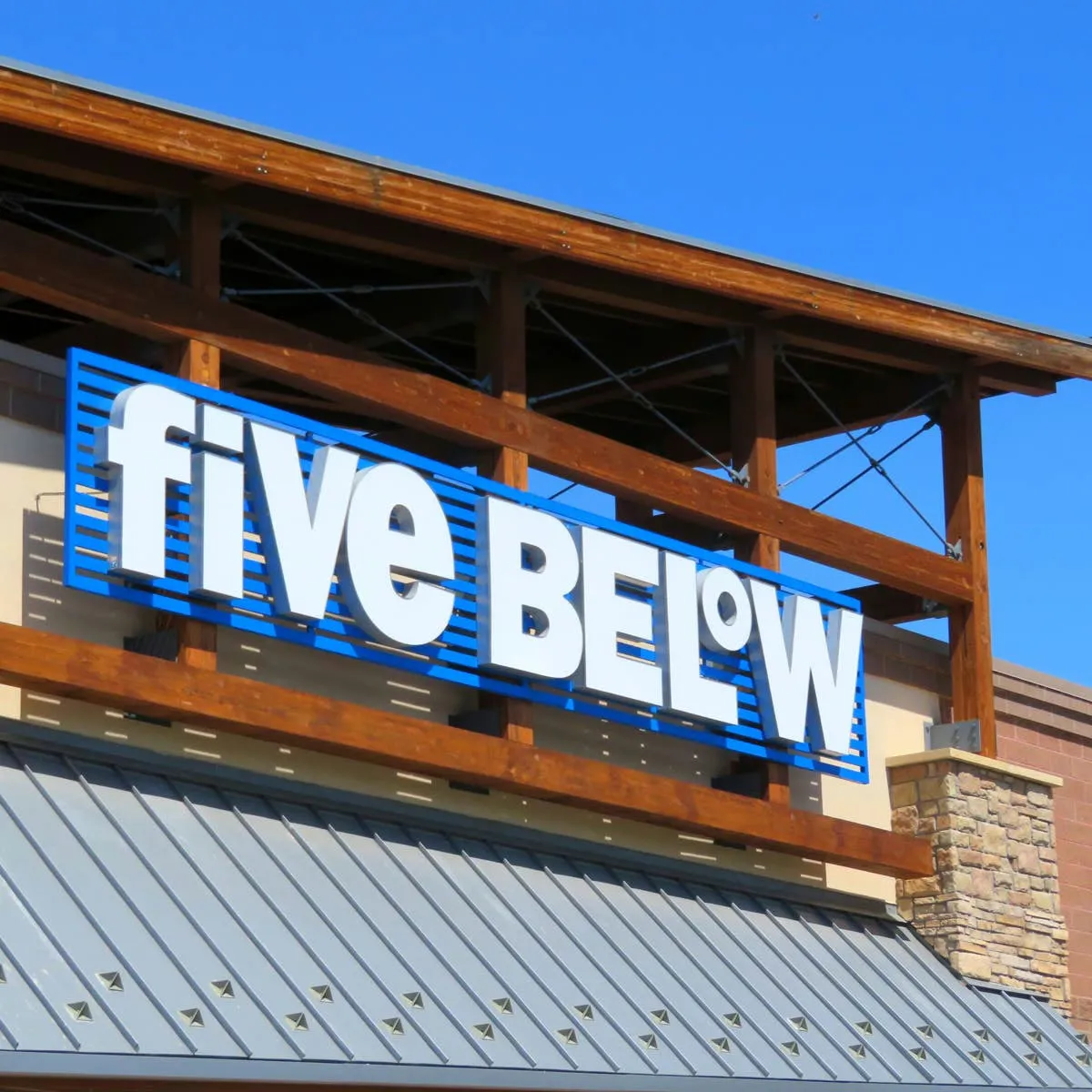 Five Below's $5 Arm & Hammer Dog Wash Keeps Odors in Check