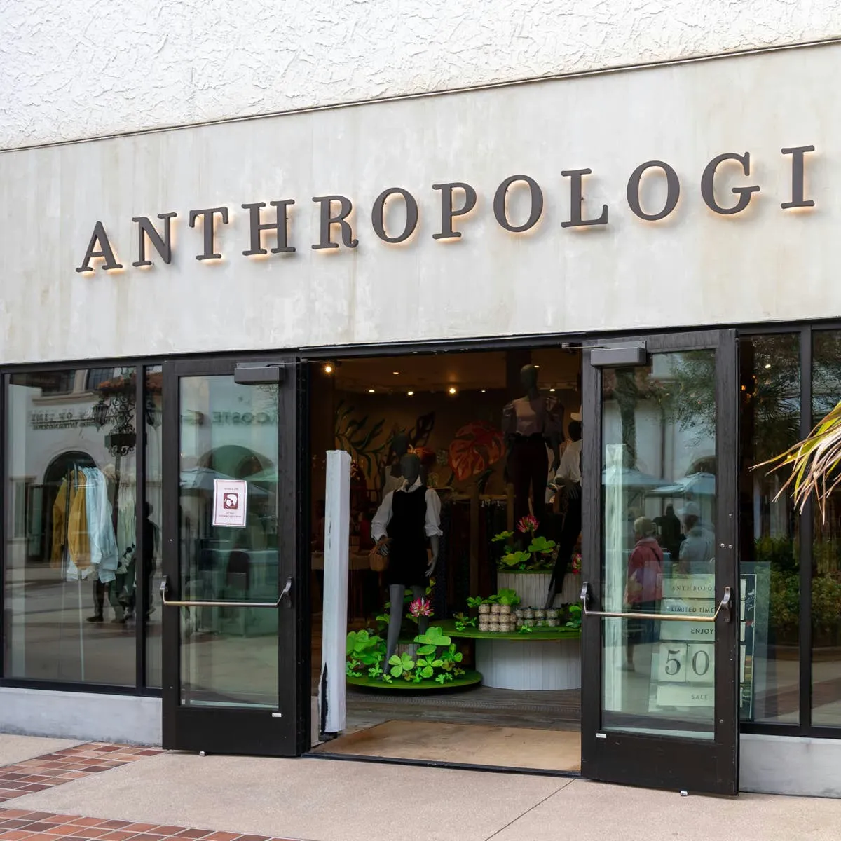 This $22 Anthropologie Towel Celebrates Every Dog Breed From A to Z